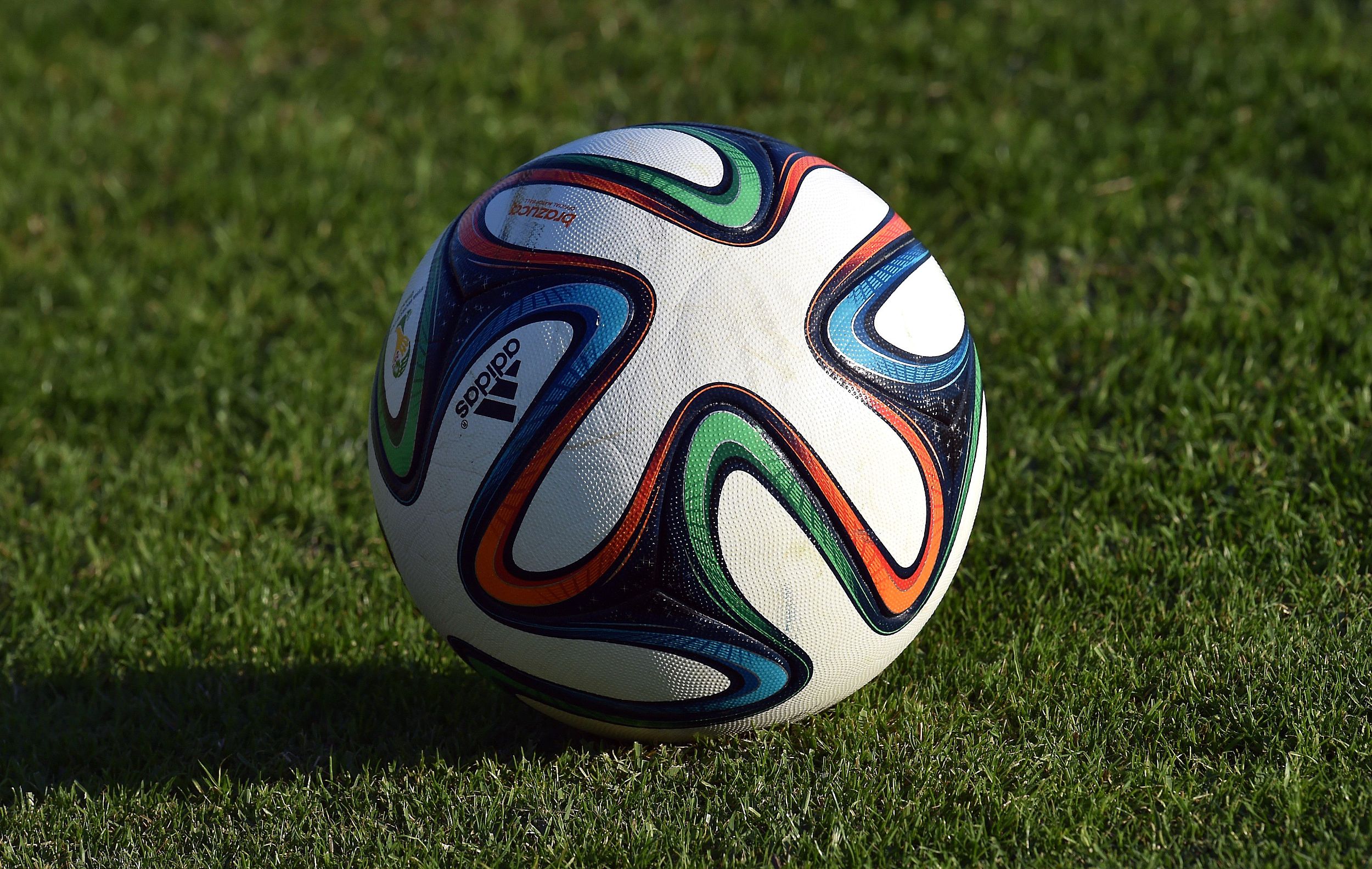 新产品促销海报设计_促销海报设计制作