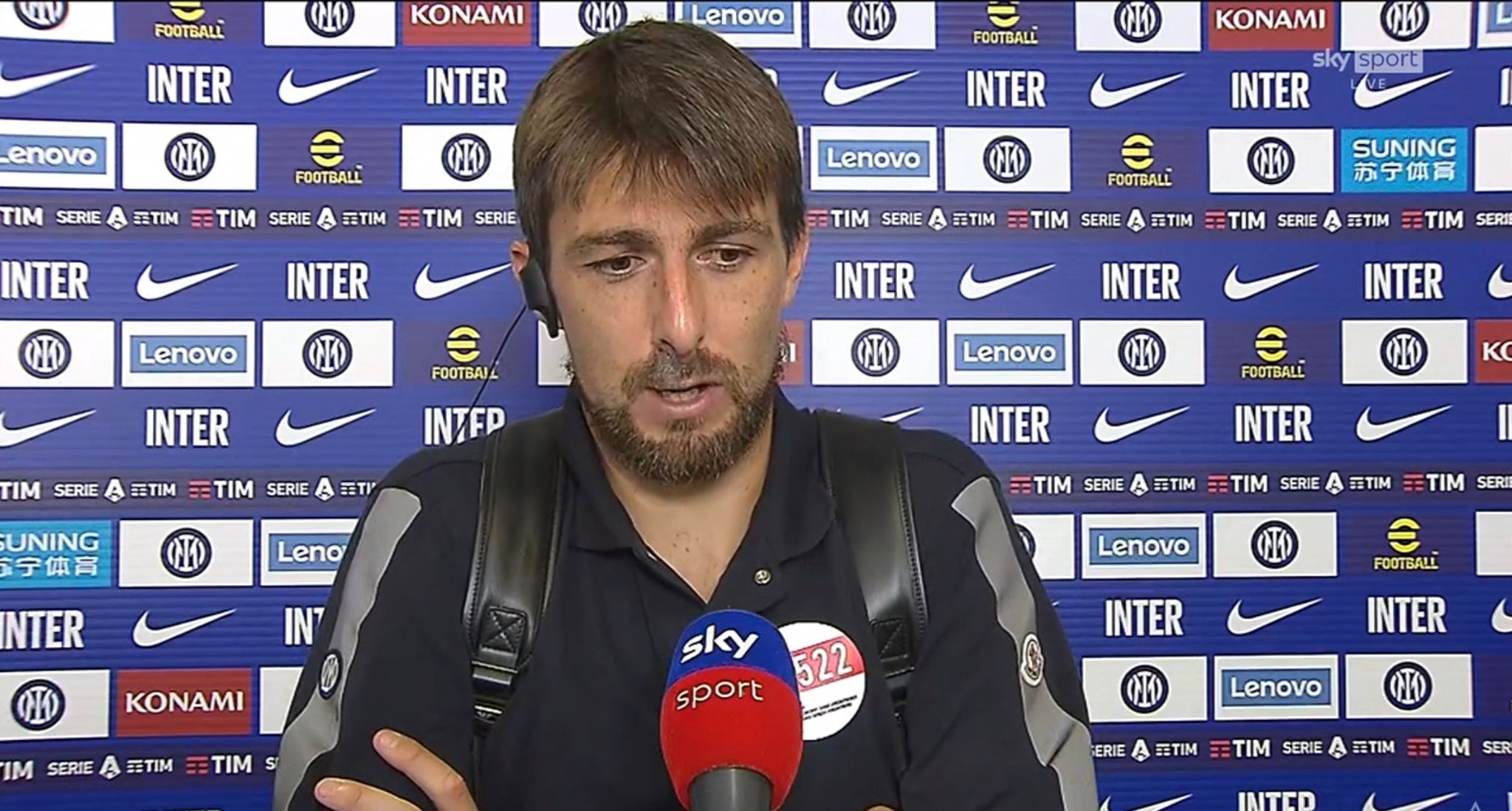 磨砂质感特种纸名片设计欣赏